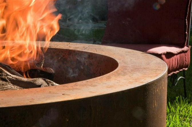 Multi-função exterior do calefator em volta do fogo Pit Corten Steel Fire Table do metal