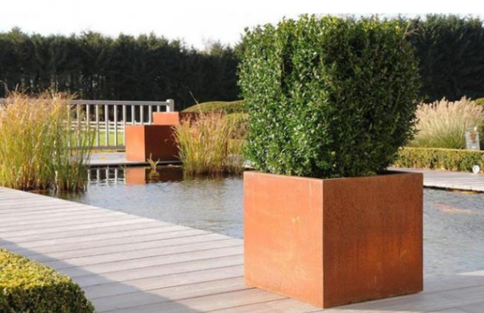Plantador quadrado de aço de Corten do tamanho moderno do cubo do potenciômetro do jardim do metal com furos da drenagem