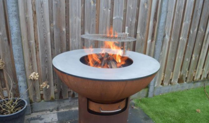 do assado redondo alto da coluna de 85cm fogo de acampamento exterior de aço Pit Grill de Corten