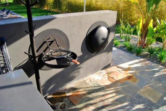 Fogo de aço retrátil fixado na parede decorativo personalizado Pit Cooking Grill