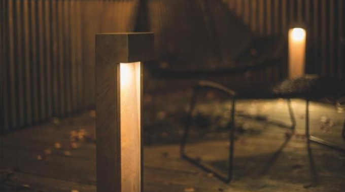 o quadrado moderno de 40cm conduziu a iluminação de aço clara de Corten Rusty Path dos postes de amarração