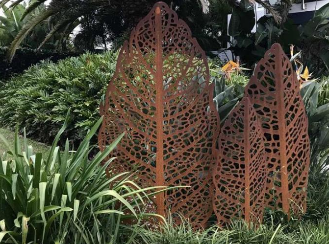 Escultura rústica de Art Corten Steel Apple Leaf da árvore do metal para ornamento do jardim
