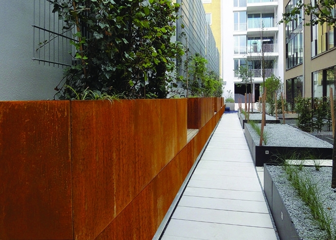 Rua exterior de aço do parque do potenciômetro de flor de Corten do jardim decorativo em volta dos potenciômetros contemporâneos da planta