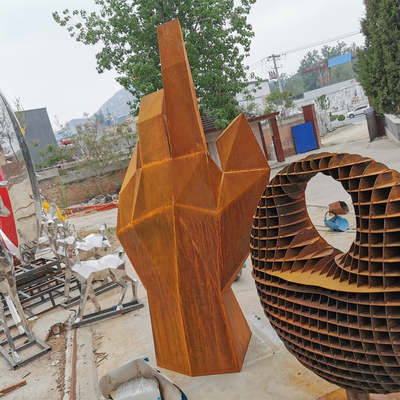 escultura de aço de 175cm Rusty Metal Garden Ornaments Corten para a decoração do parque