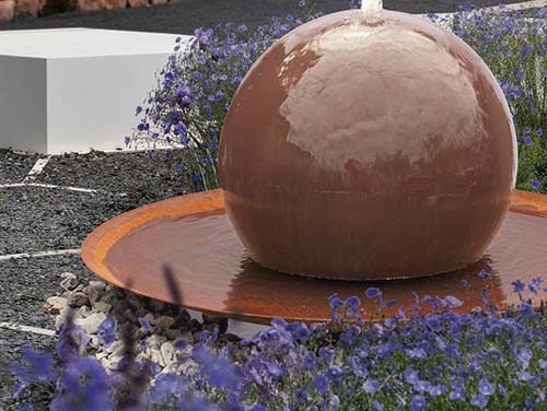 Cachoeira dada forma de Rusty Corten Steel Garden Fountain bola exterior