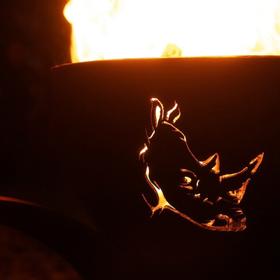 Fogo de aço Pit Laser Cut Animal Fire Pit Camping Wood Burning Bonfire de Corten