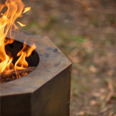 Fogo de acampamento Pit In Outdoor Living Space do círculo de Heater Wood Burning Corten Steel