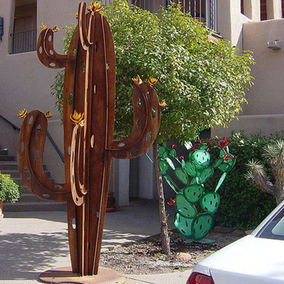 Jarda de aço Art Natural Rusted do metal do cacto da escultura de Corten da paisagem do jardim