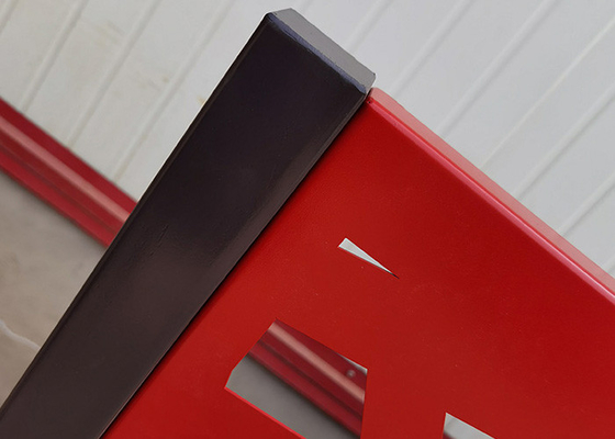 Painel de aço pintado vermelho da tela do corte do laser GN-SP-166 com teste padrão geométrico