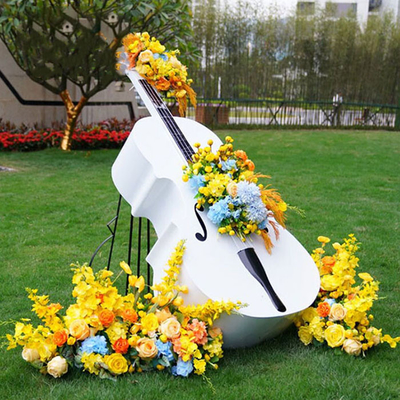 Escultura de instrumento musical de violoncelo de ferro para ornamentos de jardim ao ar livre
