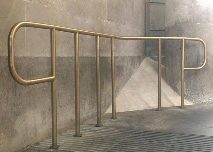 Trilhos clássicos de solda excelentes da mão de ferro forjado do metal do ofício para o exterior