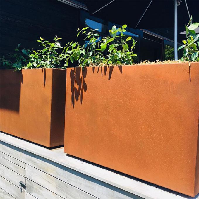 Os plantadores de aço de Corten da decoração do jardim encaixotam grande exterior